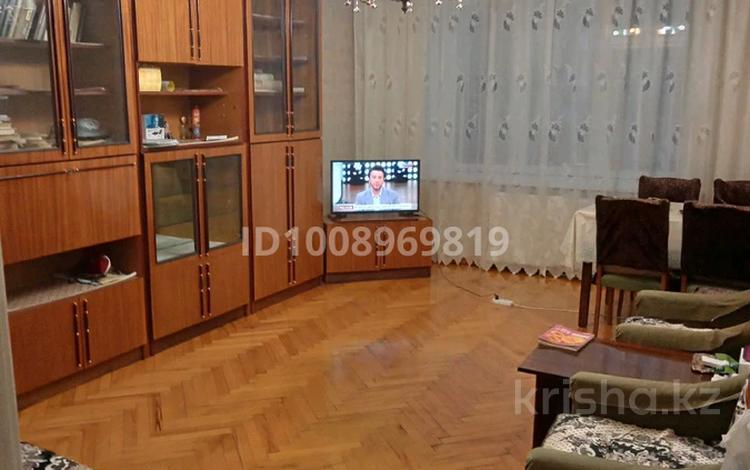 2-бөлмелі пәтер · 62 м² · 5/5 қабат, Достык 107/1, бағасы: 75 млн ₸ в Алматы, Медеуский р-н — фото 2