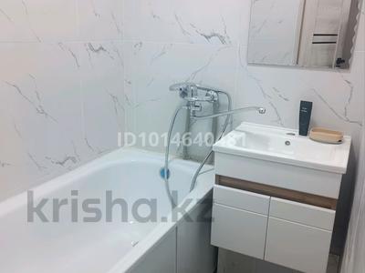 3-комнатная квартира · 70 м² · 5/5 этаж, мкр Тастак-1 — Между Толе би и Ташкентской за 400 000 ₸ в Алматы, Ауэзовский р-н