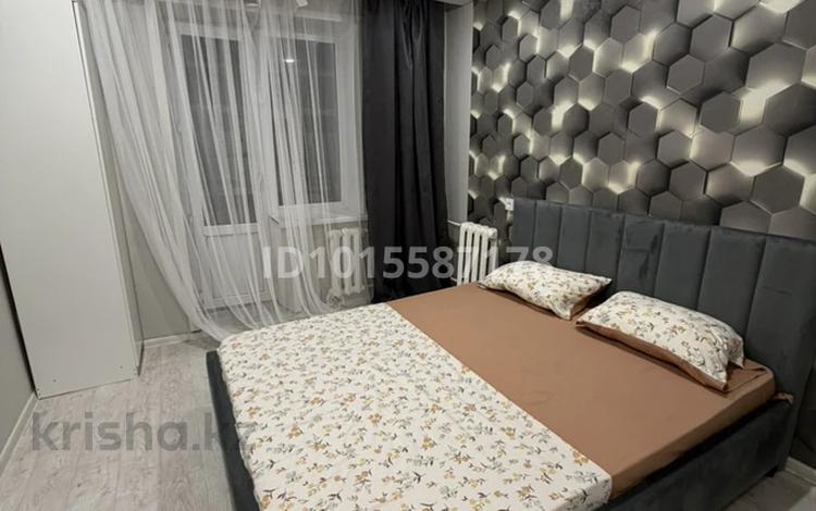 1-комнатная квартира · 34 м² · 1/5 этаж, мкр Кунаева 7 за 10 000 ₸ в Уральске — фото 2