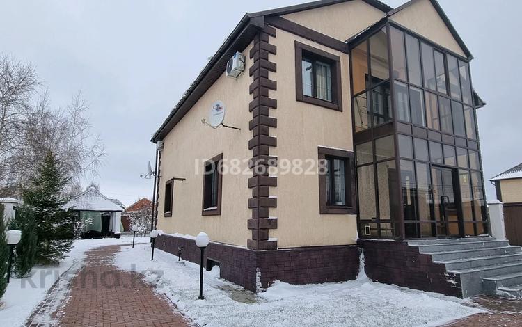 Отдельный дом • 5 комнат • 310 м² • 9 сот., Нурлыжол за 120 млн 〒 в Петропавловске — фото 2