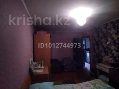 3-комнатная квартира · 61 м² · 4/5 этаж, Майкудук, Майкудук, 18й микрорайон 21 за 25 млн ₸ в Караганде, Алихана Бокейханова р-н
