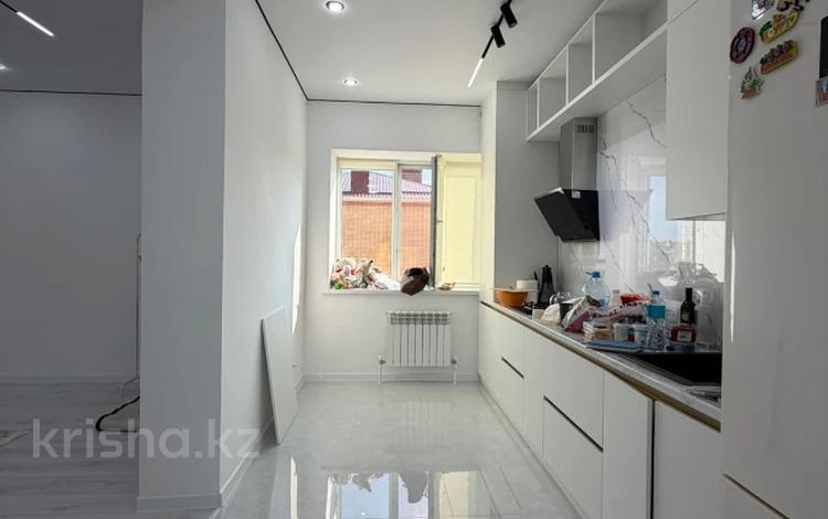 2-бөлмелі пәтер · 50.9 м² · 4/10 қабат, Алтын орда ш/а., бағасы: 20.5 млн ₸ в Актобе, мкр. Алтын орда — фото 2