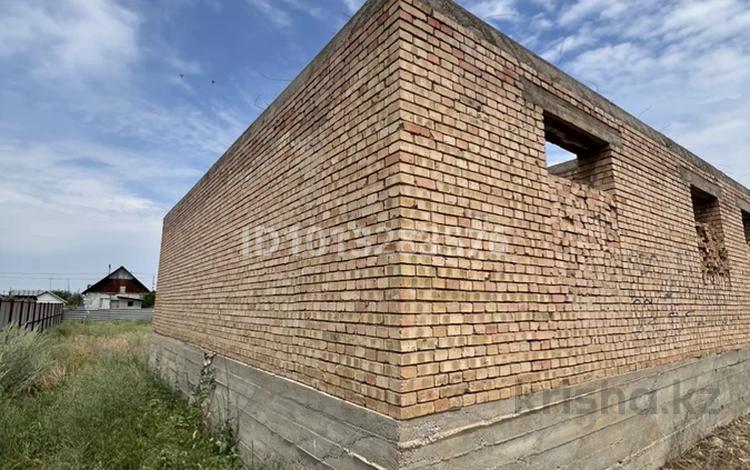 Отдельный дом · 4 комнаты · 100 м² · , Мамыр 9 — Микрорайон Бастау (Наурыз) за 10 млн ₸ в Каргалы (п. Фабричный) — фото 2