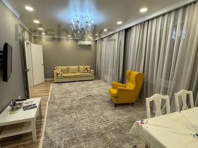 Аренда квартир в Алматы: 2-комнатная квартира · 70 м² · 8/10 этаж · помесячно, Радостовца 270к5 за 550 000 〒 2-комнатная квартира · 70 м² · 8/10 этаж · помесячно, Радостовца 270к5 за 550 000 〒 в Алматы, Бостандыкский р-н