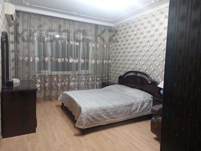 2-комнатная квартира, 67 м², 3/5 этаж помесячно, Богенбай батыра 313 за 300 000 〒 в Алматы, Алмалинский р-н
