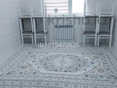 2-комнатная квартира · 74 м² · 10/10 этаж, 16-й мкр 92 за 8.5 млн ₸ в Актау
