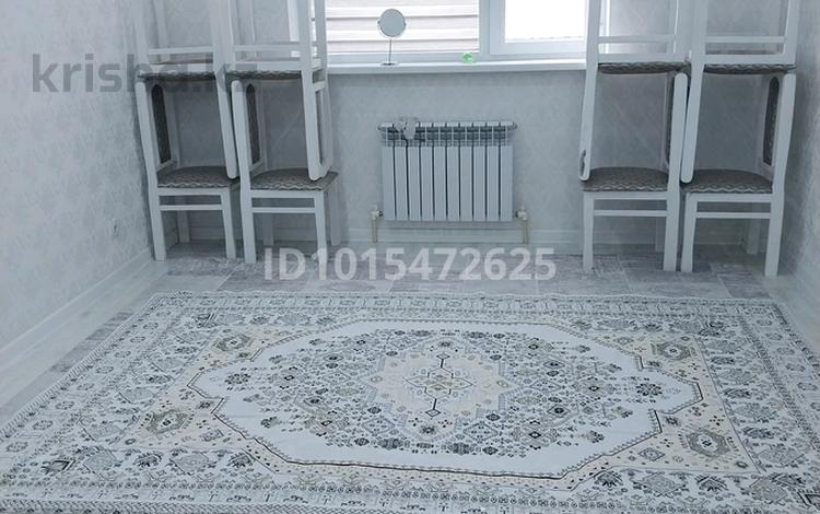 2-комнатная квартира · 74 м² · 10/10 этаж, 16-й мкр 92 за 18.5 млн ₸ в Актау — фото 2