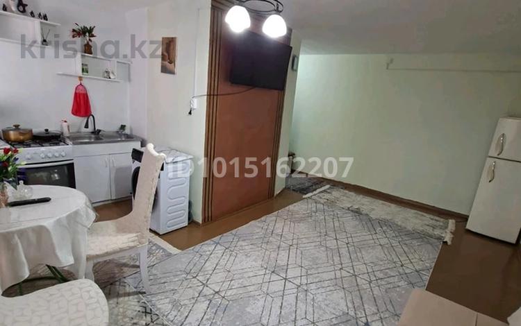2-комнатная квартира · 40 м², Айтекеби 40 за 3 000 ₸ в  — фото 2