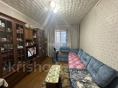 Пәтерлер в Мангистауской обл.: 3-бөлмелі пәтер · 69 м² · 2/5 қабат, 8-й мкр 7, бағасы: 19 млн 〒 3-бөлмелі пәтер · 69 м² · 2/5 қабат, 8-й мкр 7, бағасы: 19 млн 〒 в Актау