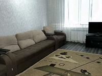 2-комнатная квартира · 56 м² · 5/9 этаж, улица Ломова 156/2 — Камзина за 13 000 〒 в Павлодаре