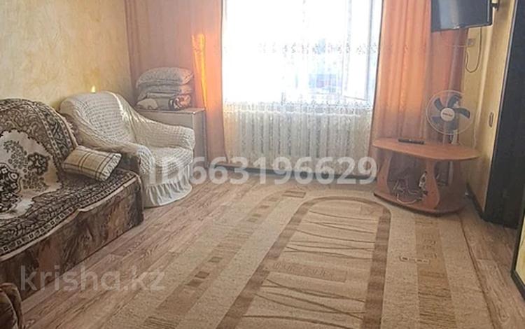 2-комнатная квартира · 40 м² · 4/9 этаж, мкр Юго-Восток, Дюсембекова 3 за 12 000 〒 в Караганде, Казыбек би р-н — фото 34