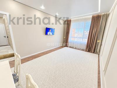 2-бөлмелі пәтер · 61 м² · 11/17 қабат, E 882 15Б — Квартира на набережной!, бағасы: 42.9 млн ₸ в Астане, Нура р-н