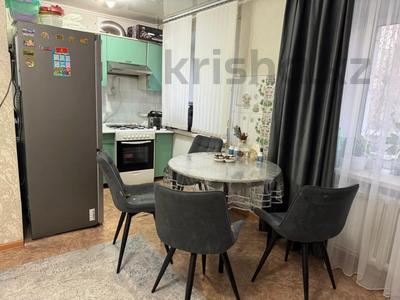 2-комнатная квартира · 43 м² · 5/5 этаж, 342 квартал за 14.8 млн 〒 в Семее