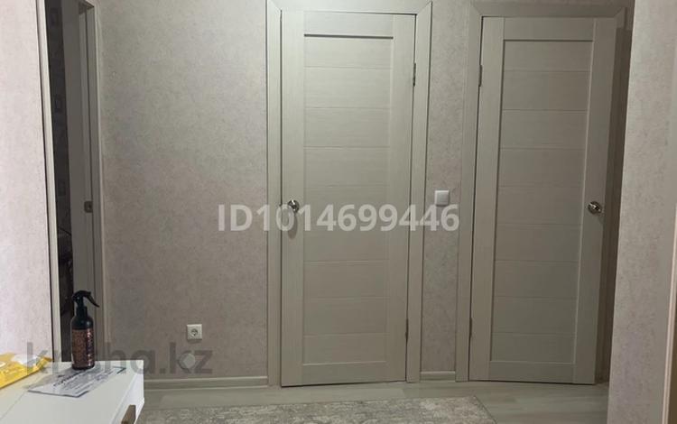 2-бөлмелі пәтер · 59.6 м² · 5/9 қабат, Мясокомбинат ш/а., мкр ремзавод Ул Ружейникова 14, бағасы: 25.5 млн ₸ в Уральске, мкр Мясокомбинат — фото 2