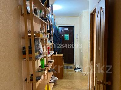 2-бөлмелі пәтер · 43.9 м² · 4/4 қабат, Проспект Азаттык 57 — Алипова, бағасы: 10.5 млн ₸ в Атырау