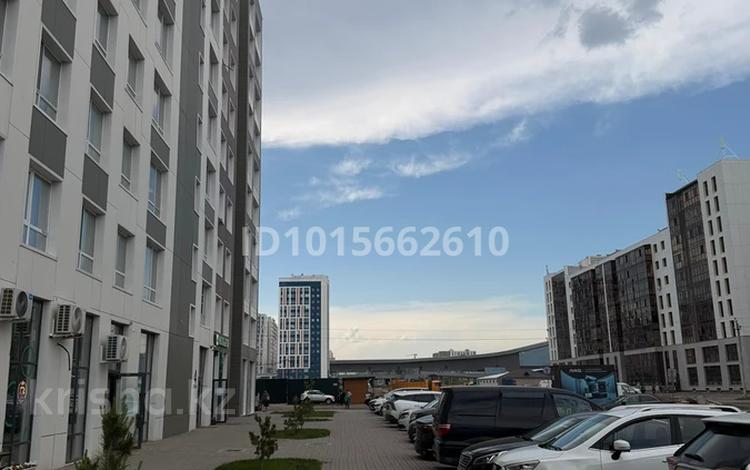 3-комнатная квартира · 70 м² · 5/9 этаж, Жумекен Нажимеденова 64 за 270 000 ₸ в Астане, Алматы р-н — фото 2