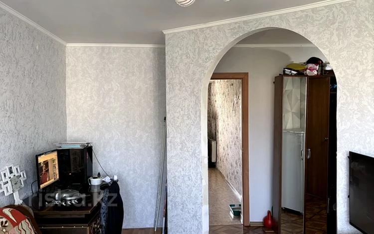 2-бөлмелі пәтер · 45 м² · 4/5 қабат, Набережная Славского 32, бағасы: 23 млн ₸ в Усть-Каменогорске — фото 2