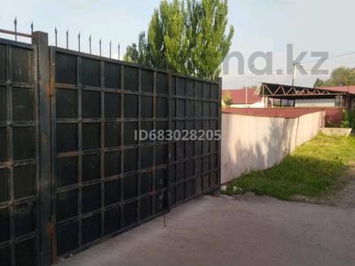 Отдельный дом · 3 комнаты · 50 м² · 20 сот., мкр Шанырак-2 1/57 — Аубакирова за 150 000 ₸ в Алматы, Алатауский р-н