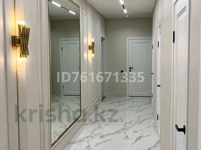 Продажа квартир в Западно-Казахстанской обл.: 4-комнатная квартира · 128 м² · 8/10 этаж, Курмангазы 98 — ТД Кристал, угл ул. Сарайшык за 77 млн 〒 4-комнатная квартира · 128 м² · 8/10 этаж, Курмангазы 98 — ТД Кристал, угл ул. Сарайшык за 77 млн 〒 в Уральске, мкр Школьник