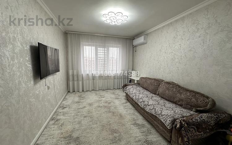3-бөлмелі пәтер · 70 м² · 8/9 қабат, мкр Аксай-4 54 — Утеген батыра Момышулы, бағасы: 56 млн ₸ в Алматы, Ауэзовский р-н — фото 2