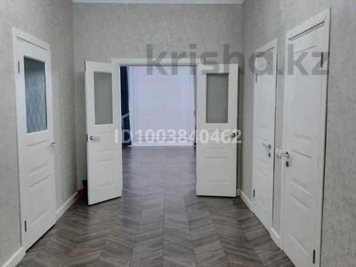 Часть дома · 5 комнат · 242 м² · 11 сот., Қамбар батыр 13 за 58 млн 〒 в Актобе, жилой массив Заречный-3