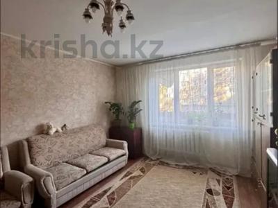 3-комнатная квартира · 60 м² · 2/9 этаж, Новаторов 2 за 26.5 млн 〒 в Усть-Каменогорске