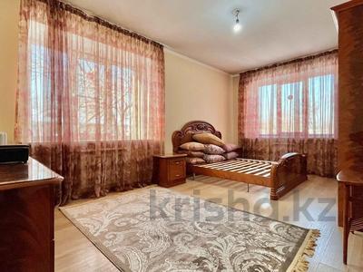 3-комнатная квартира, 90 м², 3/3 этаж, Жамбыла за 78.5 млн 〒 в Алматы, Медеуский р-н