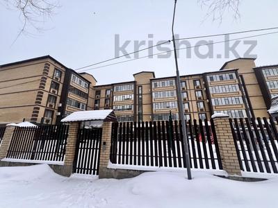 3-комнатная квартира · 121 м² · 1/5 этаж, Сатпаева 15Д за 90 млн 〒 в Усть-Каменогорске
