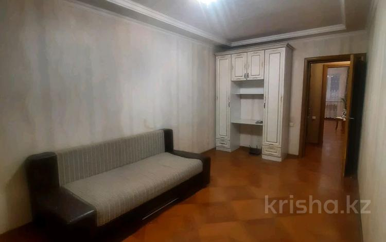 2-комнатная квартира, 60 м², 3/10 этаж помесячно, Асан Кайгы 8