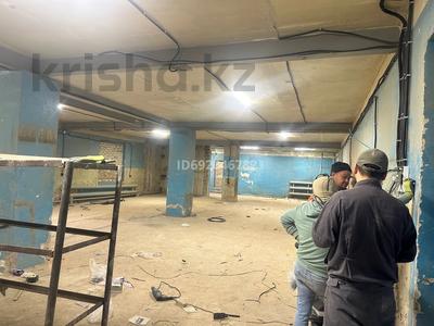 Склады · 200 м² за 300 000 〒 в Актобе, мкр. Курмыш