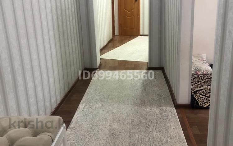 3-бөлмелі пәтер · 72 м² · 5/9 қабат, 4 ш/а 2, бағасы: 25 млн ₸ в Уральске, мкр 4 — фото 4