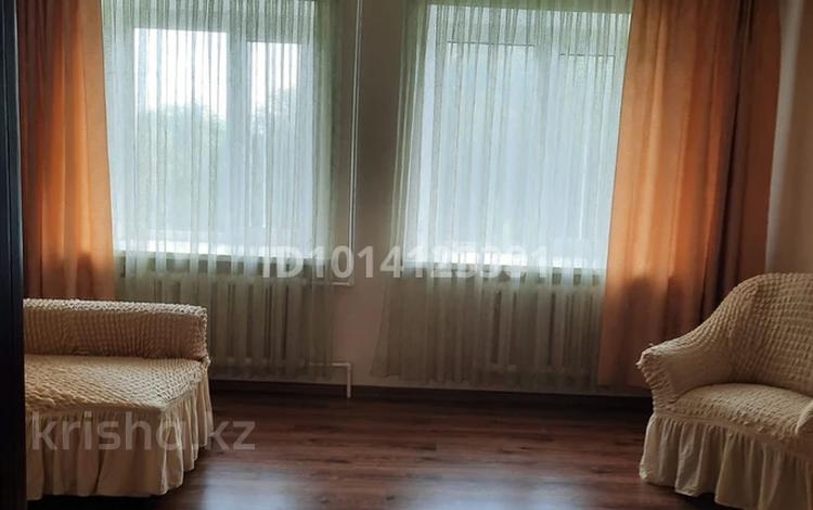 3-комнатная квартира · 76 м² · 4/5 этаж, Мухита 80 за 28.5 млн ₸ в Уральске, мкр Школьник — фото 2