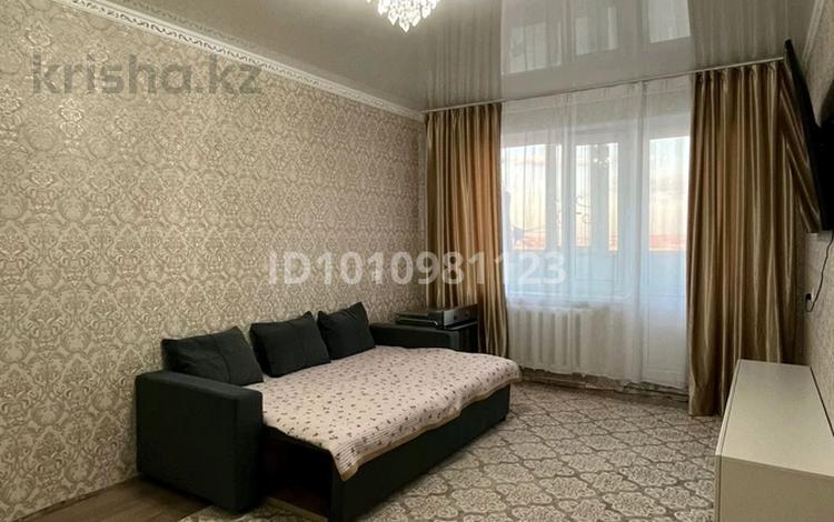 2-комнатная квартира · 51.2 м² · 7/9 этаж, мкр 12 41 за 16.5 млн ₸ в Актобе — фото 2