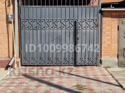 Отдельный дом · 4 комнаты · 130 м² · 8 сот., Нурмакова 46 — Вечный огонь за 38 млн ₸ в 