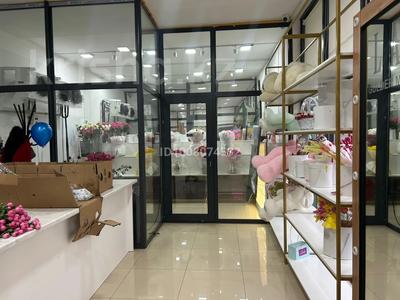 Цветочный магазин · 60 м², бағасы: 5.5 млн 〒 в Шымкенте, Каратауский р-н