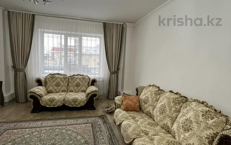 3-комнатная квартира, 120 м², 3/15 этаж, Омарова 10