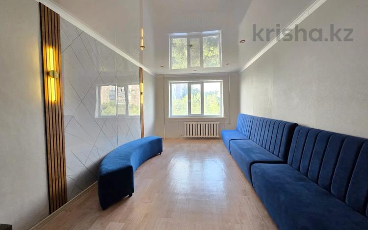3-комнатная квартира · 70 м² · 4/9 этаж, 3А мкр. за 15 млн ₸ в Темиртау — фото 2