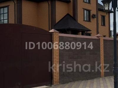 Отдельный дом · 7 комнат · 773.3 м² · 20 сот., Новый город, Г. Жубанова 153А за 500 млн 〒 в Актобе