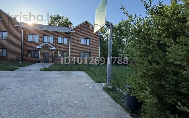 Жеке үй · 7 бөлме · 400 м², Молдагулова 1, бағасы: 200 000 ₸ в  — фото 2