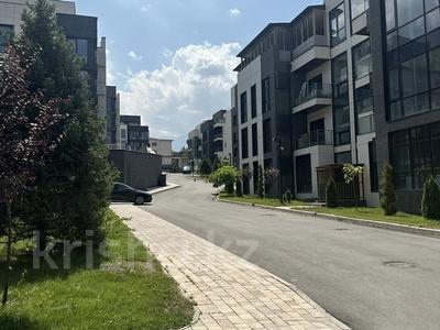 4-комнатная квартира · 145 м² · 3/3 этаж, Арайлы 20/1 за 115 млн ₸ в Алматы, Бостандыкский р-н