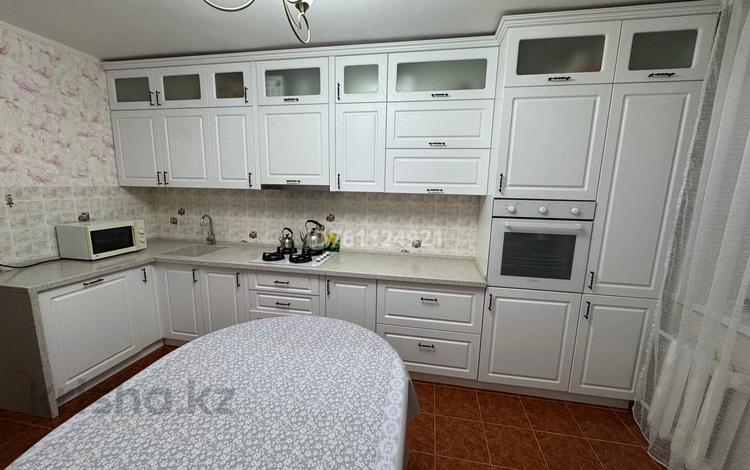 3-комнатная квартира · 82 м² · 7/10 этаж, Гагарина 2/1 за 30 млн ₸ в Уральске — фото 2