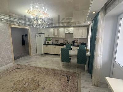 3-комнатная квартира, 65.4 м², 8/9 этаж, мкр 11 — Возле Актобе Ажары за 30 млн 〒