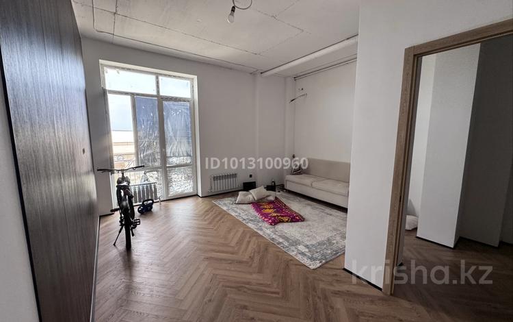 2-комнатная квартира · 61 м² · 5/5 этаж, мкр Ак Шагала, 1 береговая линия 86в за 400 000 ₸ в Атырау — фото 2