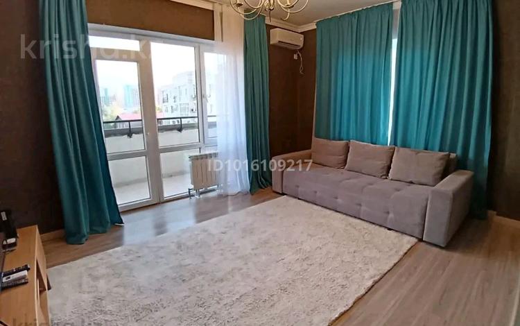 2-комнатная квартира · 70 м² · 7/12 этаж, Кабанбай Батыра 223/161 — Байзакова за 400 000 ₸ в Алматы, Алмалинский р-н — фото 2