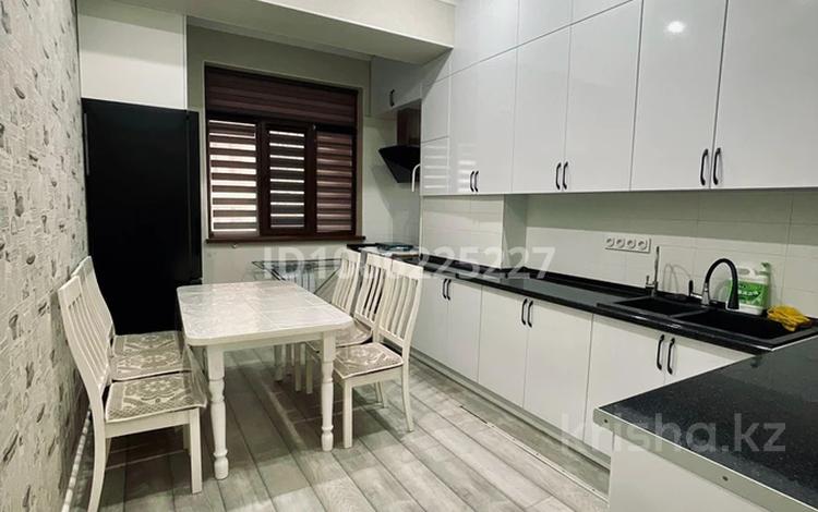 2-бөлмелі пәтер · 75 м² · 8/12 қабат, 16-ш/а. 50, бағасы: 10 000 ₸ в Актау, 16-й мкр  — фото 5