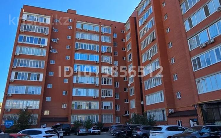 2-бөлмелі пәтер · 71 м² · 5/9 қабат, Кердери, бағасы: 300 000 ₸ в Уральске, мкр Школьник — фото 2