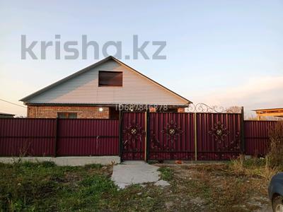 Дом · 4 комнаты · 120 м², ул. К. Мухаметханов, 12 — Ул.Акбауыр, пересечение с ул. К.Мухамедханова за 50 000 〒 в Усть-Каменогорске