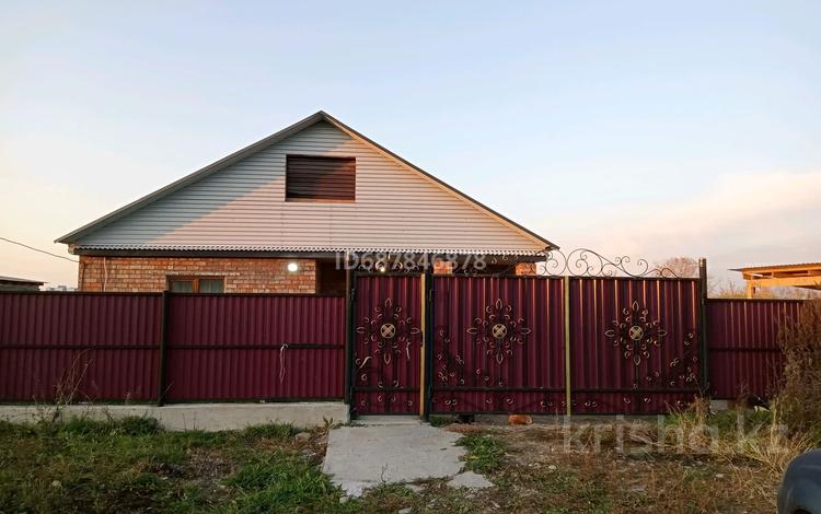 Дом · 4 комнаты · 120 м², ул. К. Мухаметханов, 12 — Ул.Акбауыр, пересечение с ул. К.Мухамедханова за 50 000 〒 в Усть-Каменогорске — фото 18