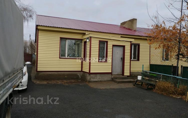 Отдельный дом · 4 комнаты · 130 м² · , Титова доскей за 19 млн ₸ в Караганде — фото 2