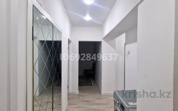 4-комнатная квартира · 85.4 м² · 3/4 этаж, 1мкр 11 за 30 млн ₸ в Есик — фото 2